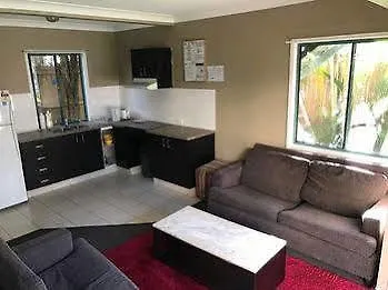 *** Auberge de jeunesse Sleeping Inn Backpackers Resort Gold Coast Australie