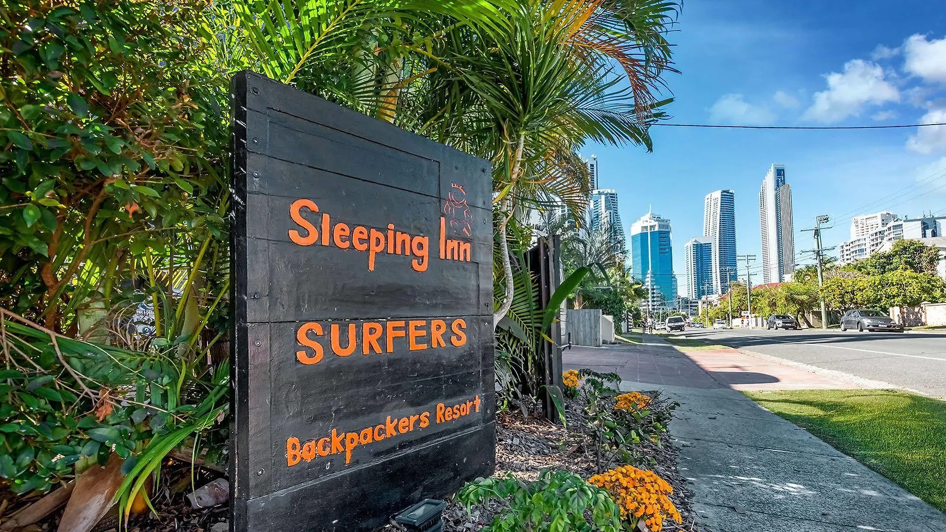 Sleeping Inn Backpackers Resort Gold Coast